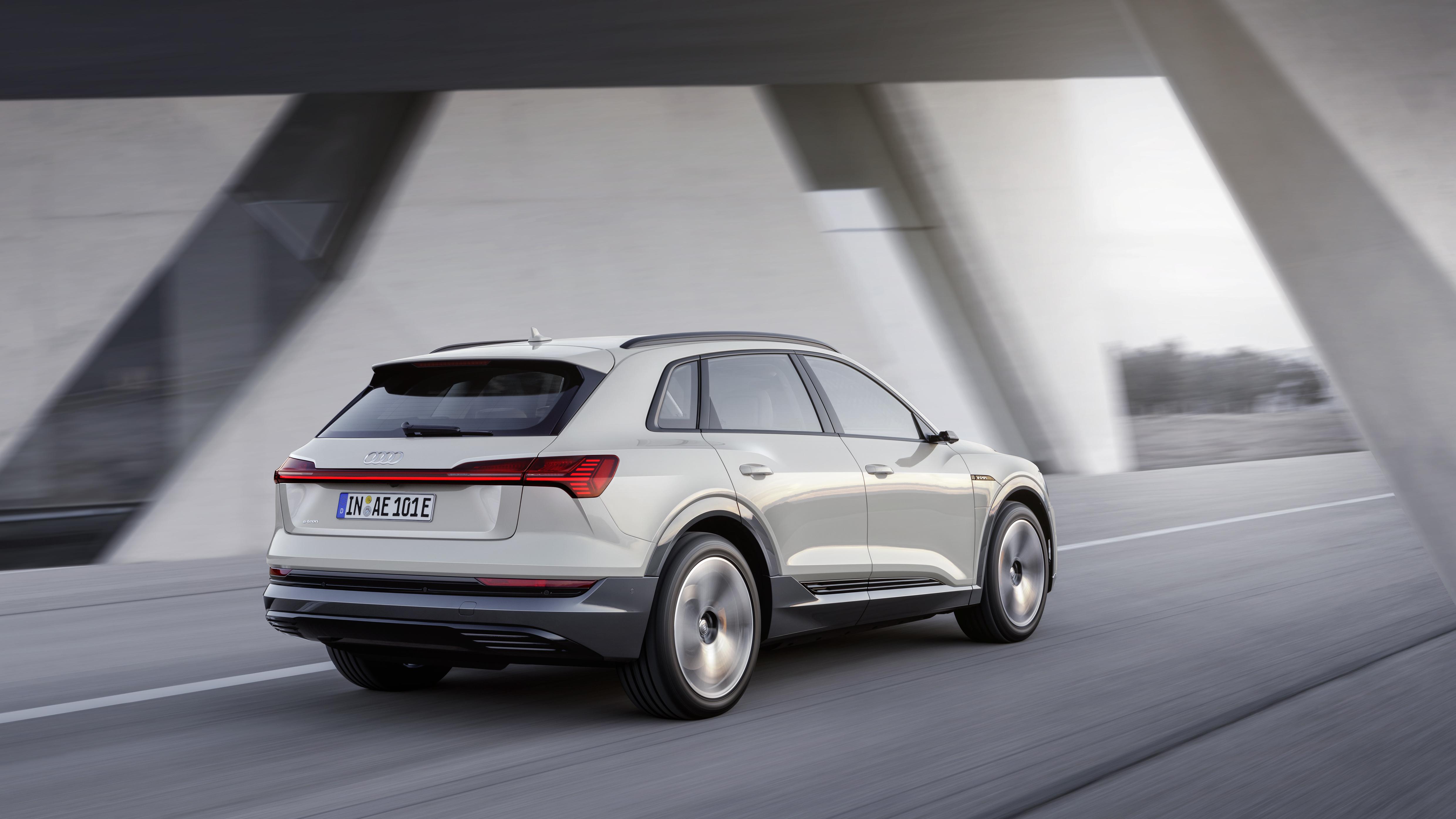 Audi e-tron Audi e-tron