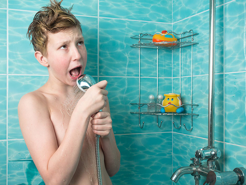 Onder de douche: 4 manieren om minder water te verbruiken Onder De Douche: 4 Manieren Om Minder Water Te Verbruiken